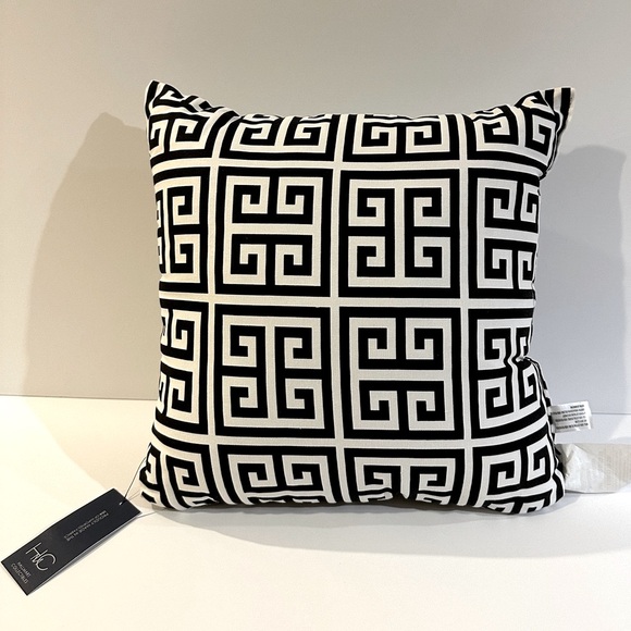 One Geometric Versace Inspired Design Accent Pillow - Picture 3 of 4